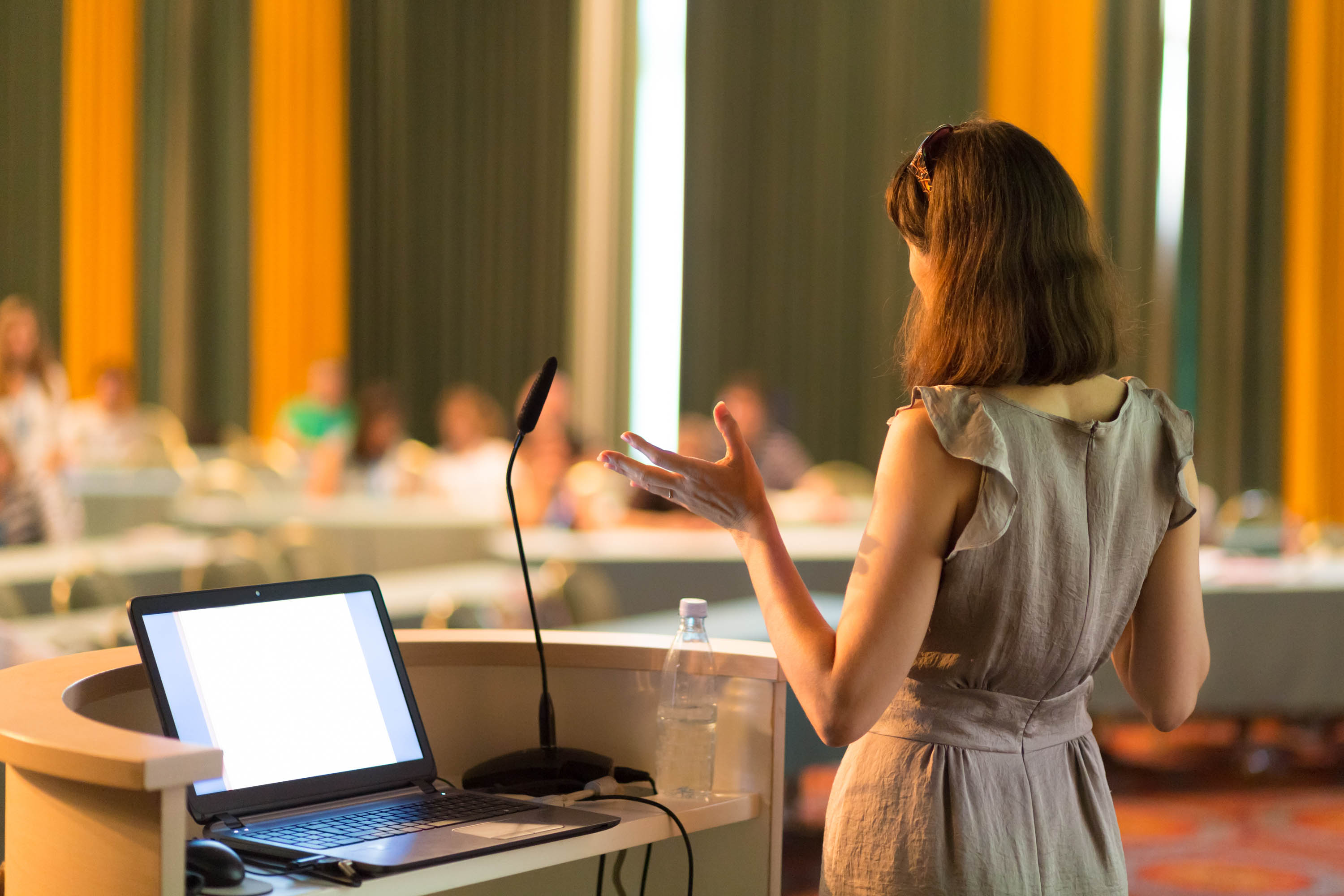 public speaking in oral presentation