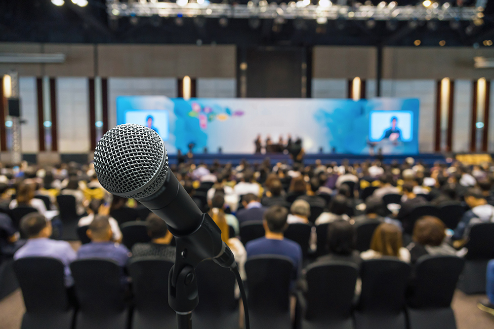 how to be a successful public speaker